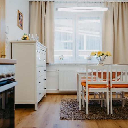 Apartment Rado 75M2 Mit Garten Und Terrasse Winden am See Buitenkant foto